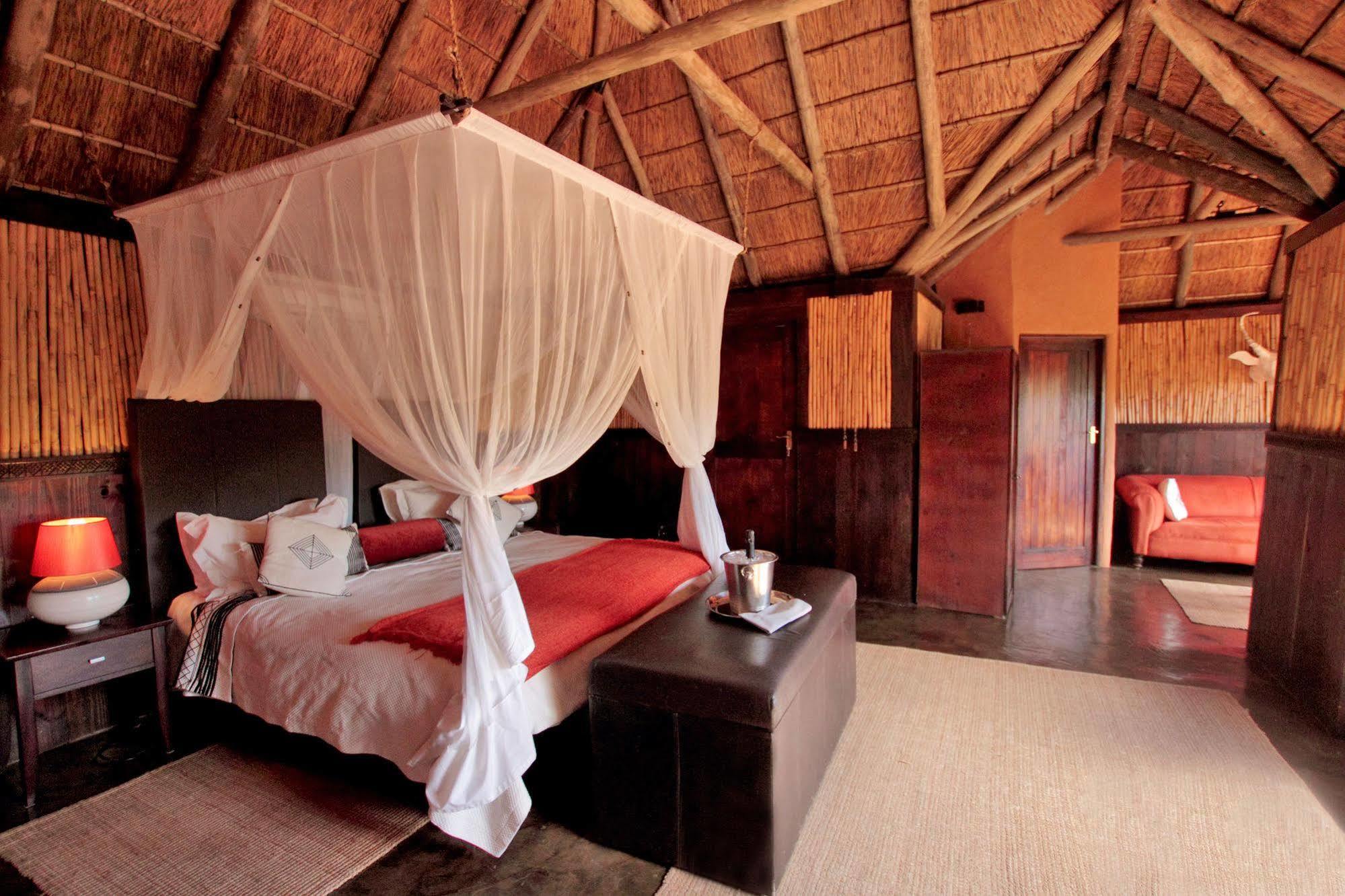 Amakhala Safari Lodge Paterson Екстериор снимка
